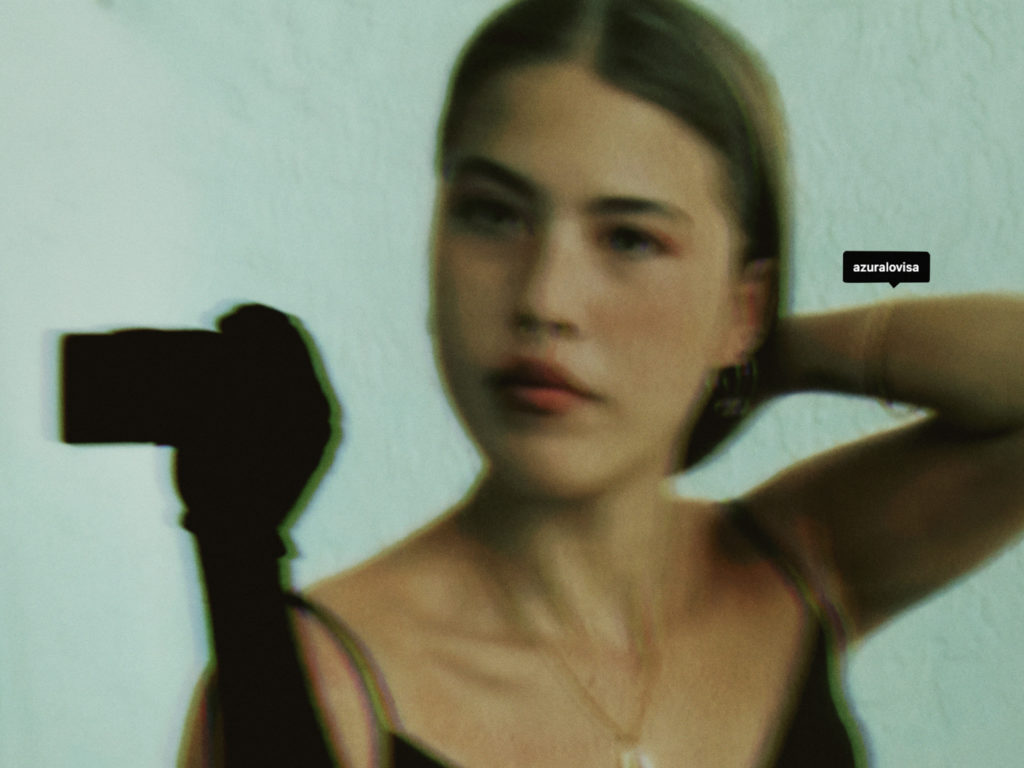 Azura Lovisa Portrait